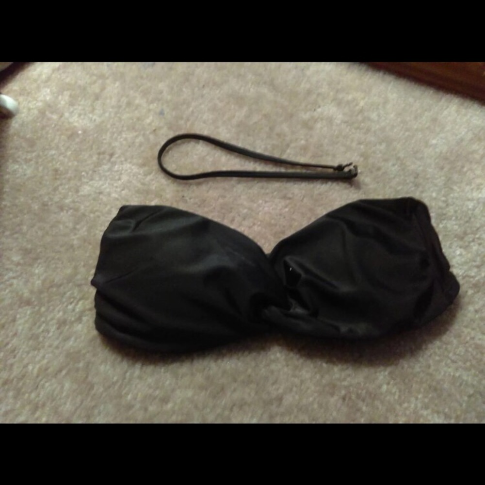New black bikini top removable straps